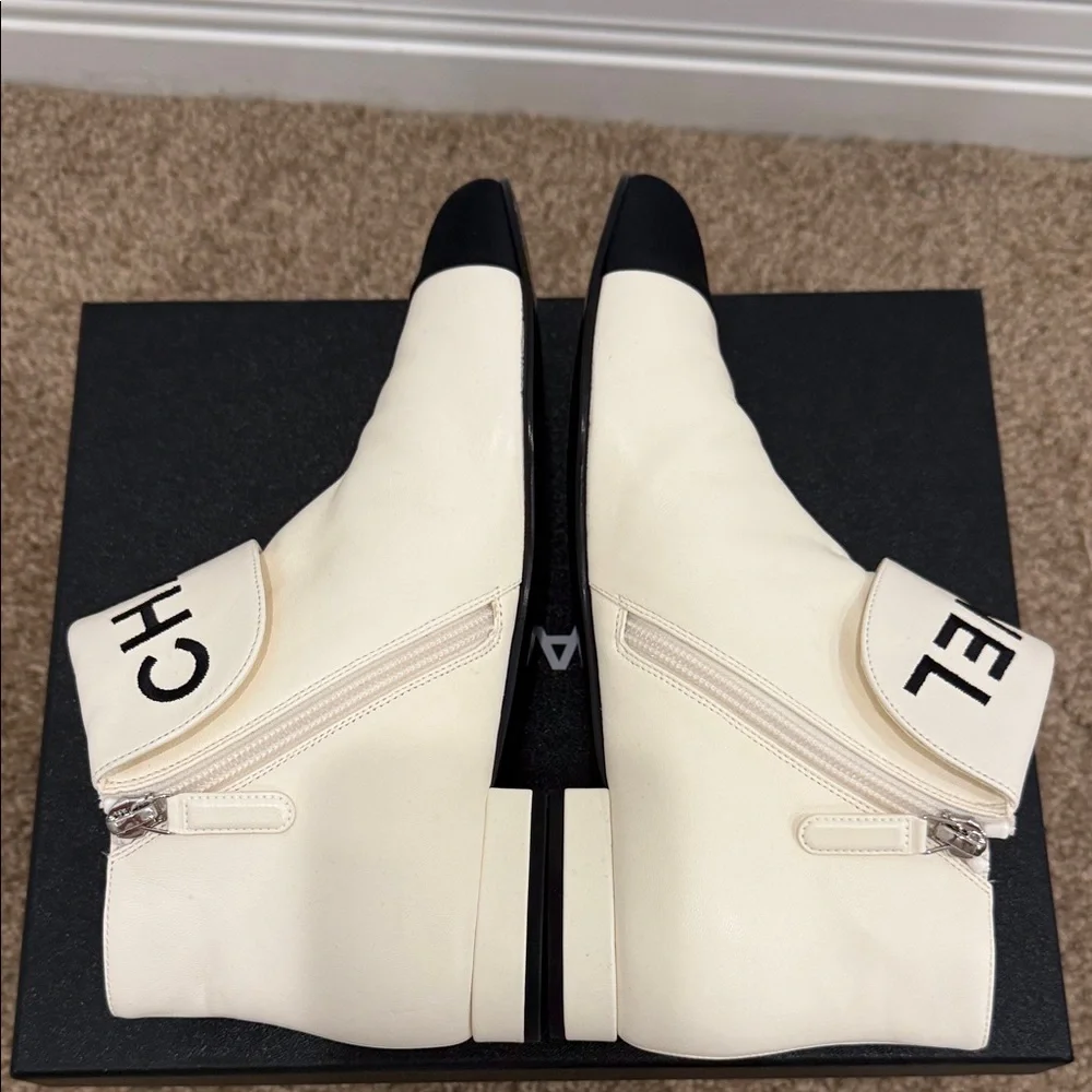 CHANEL Logo Ankle Boots Lambskin Leather CC Cap Toe Ivory Black 37.5